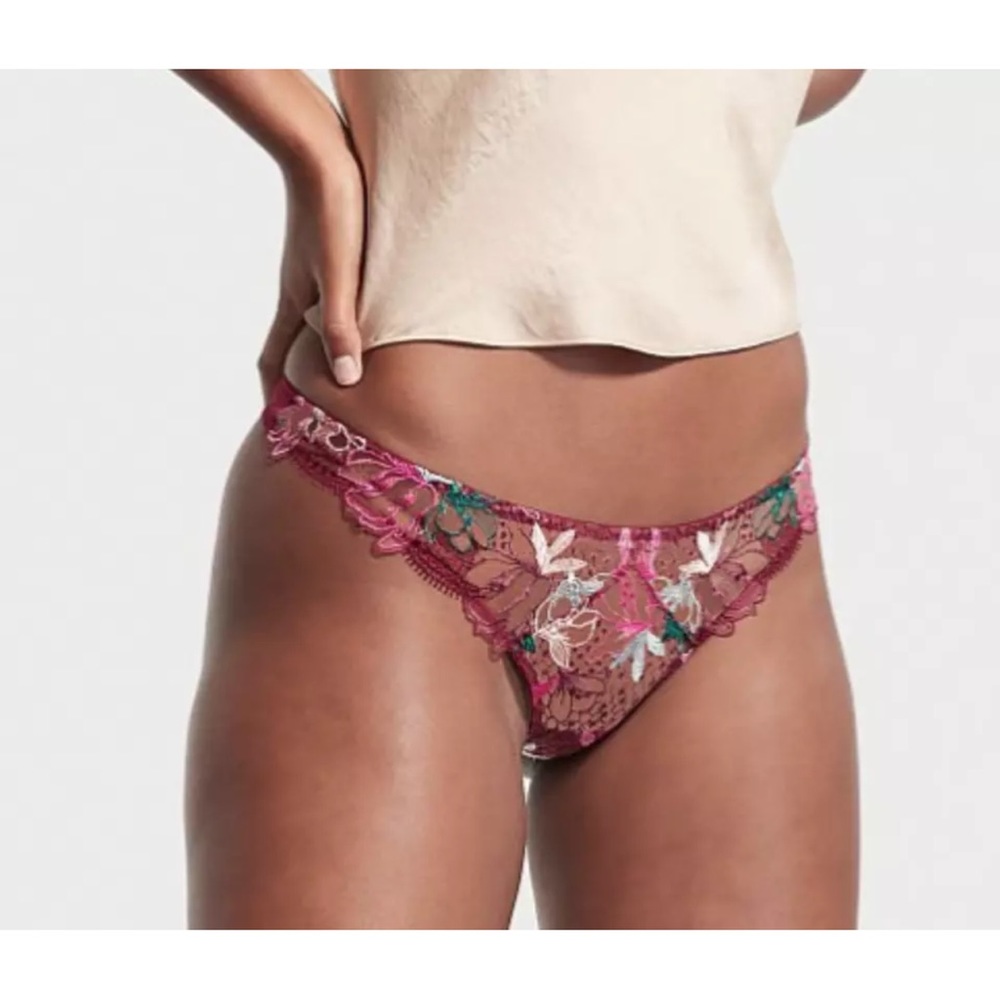 Victoria’s Secret Very Sexy Floral Embroidered Thong Panty Medium Burgundy NWT